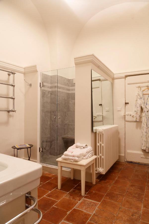 Hotel Particulier De Tingry - Pierres D'Histoire Ménerbes Εξωτερικό φωτογραφία